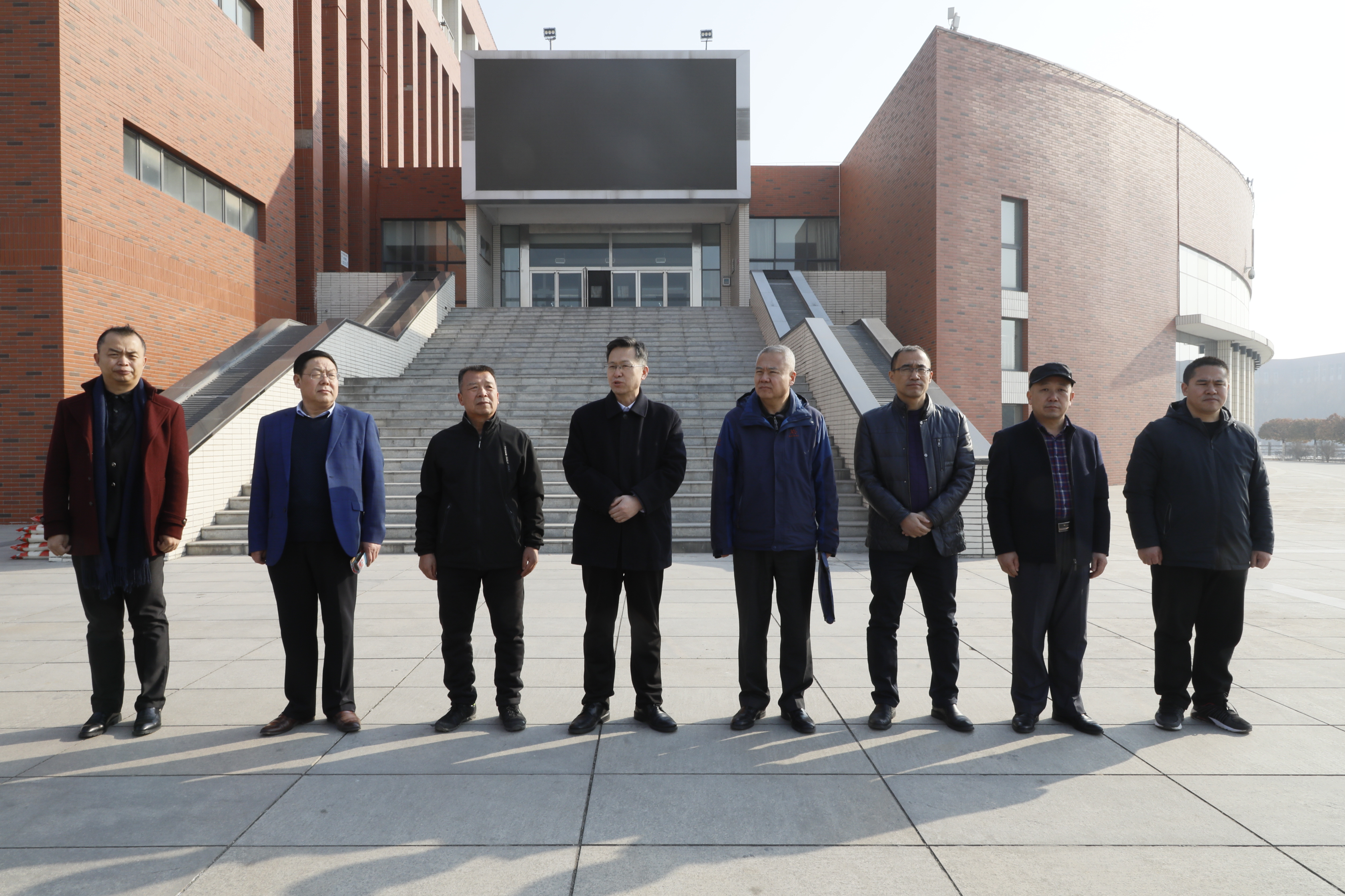 校领导春节前慰问安保,后勤一线值班人员-宁夏广播电视大学