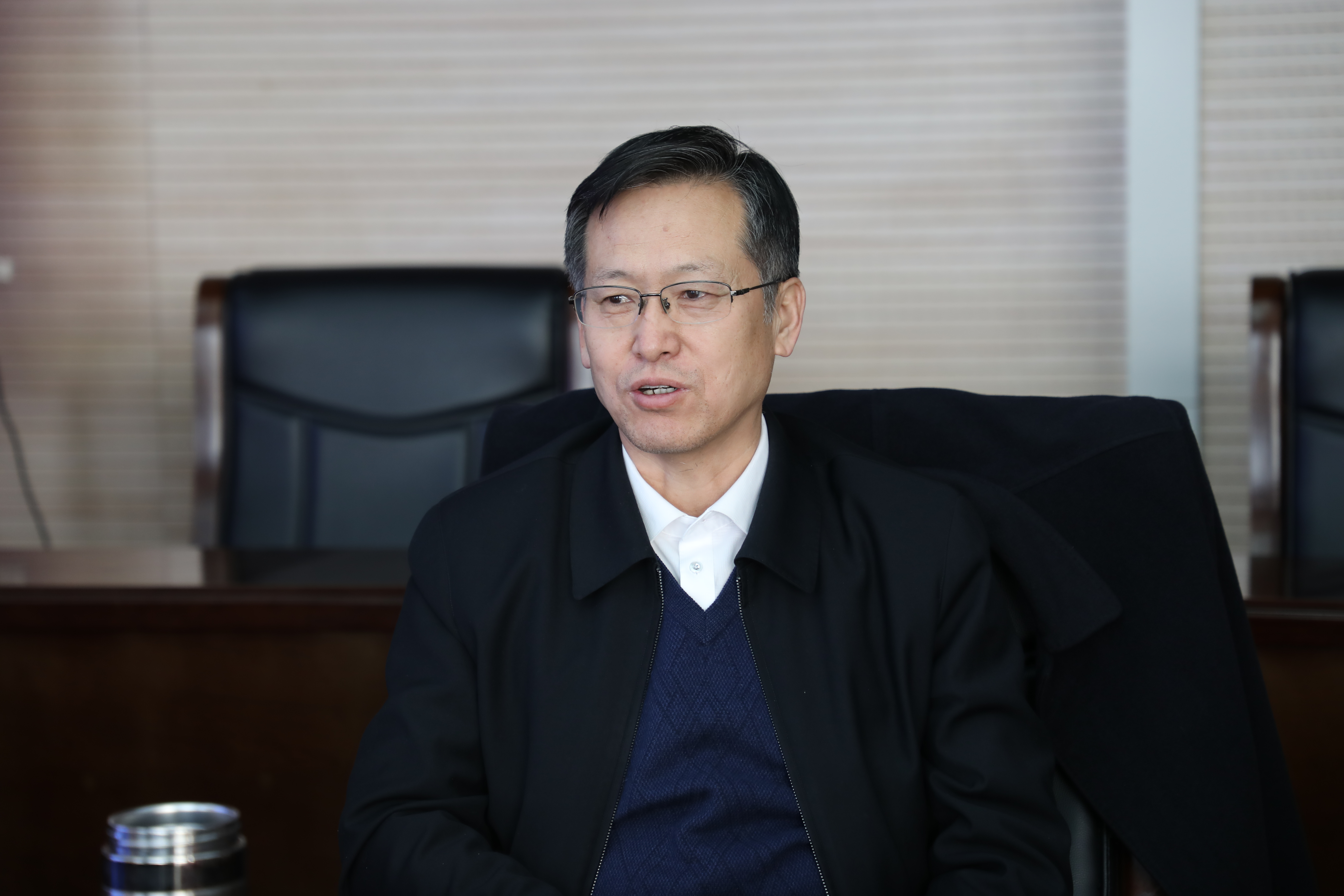 "人民楷模"王有德一行来校调研