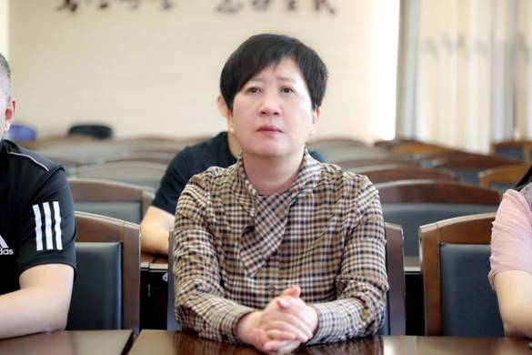 李校长
